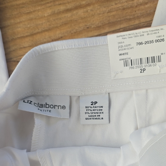 Liz Claiborne White Ankle Pants - Picture 4 of 8